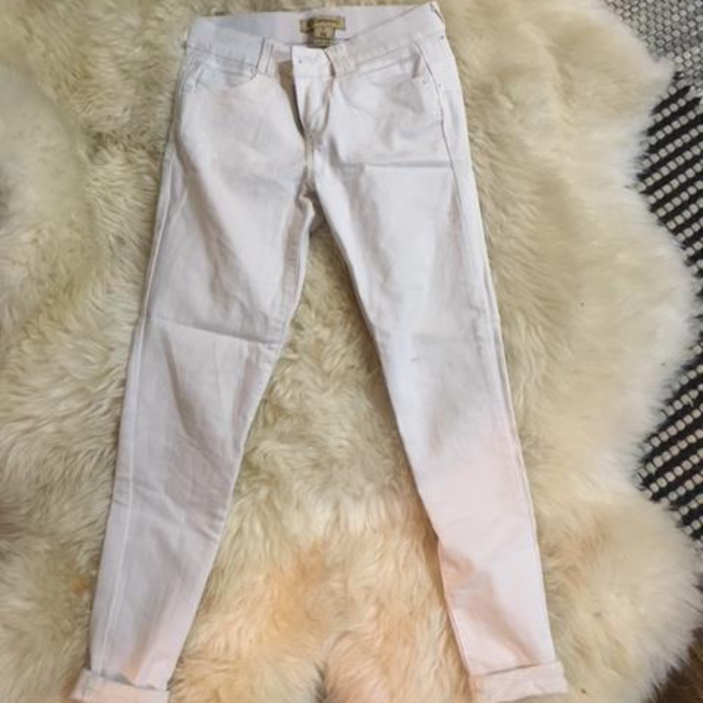 White Jeans
